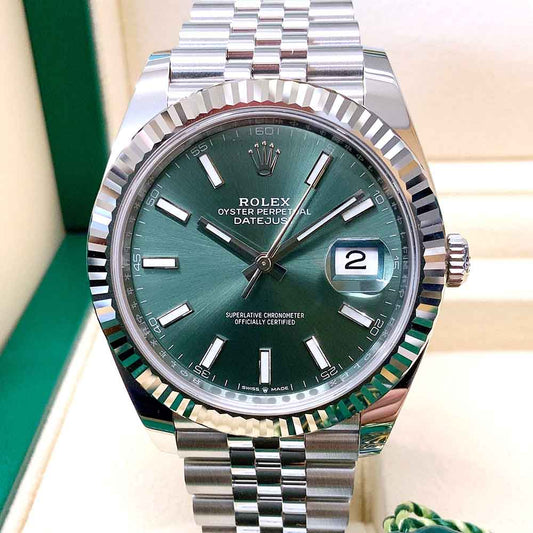 Rolex Datejust 41 Replica – Quadrante Verde, Lunetta Zigrinata, Bracciale Jubilee