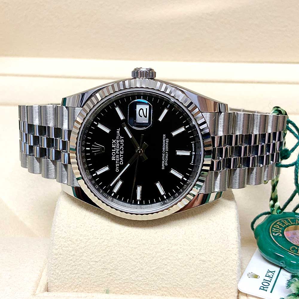Rolex Datejust 41 Replica – Quadrante Nero, Lunetta Zigrinata, Jubilee