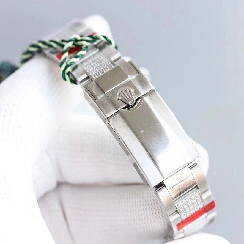 Rolex GMT-Master II Full Iced Baguette – Quadrante Nero | Replica