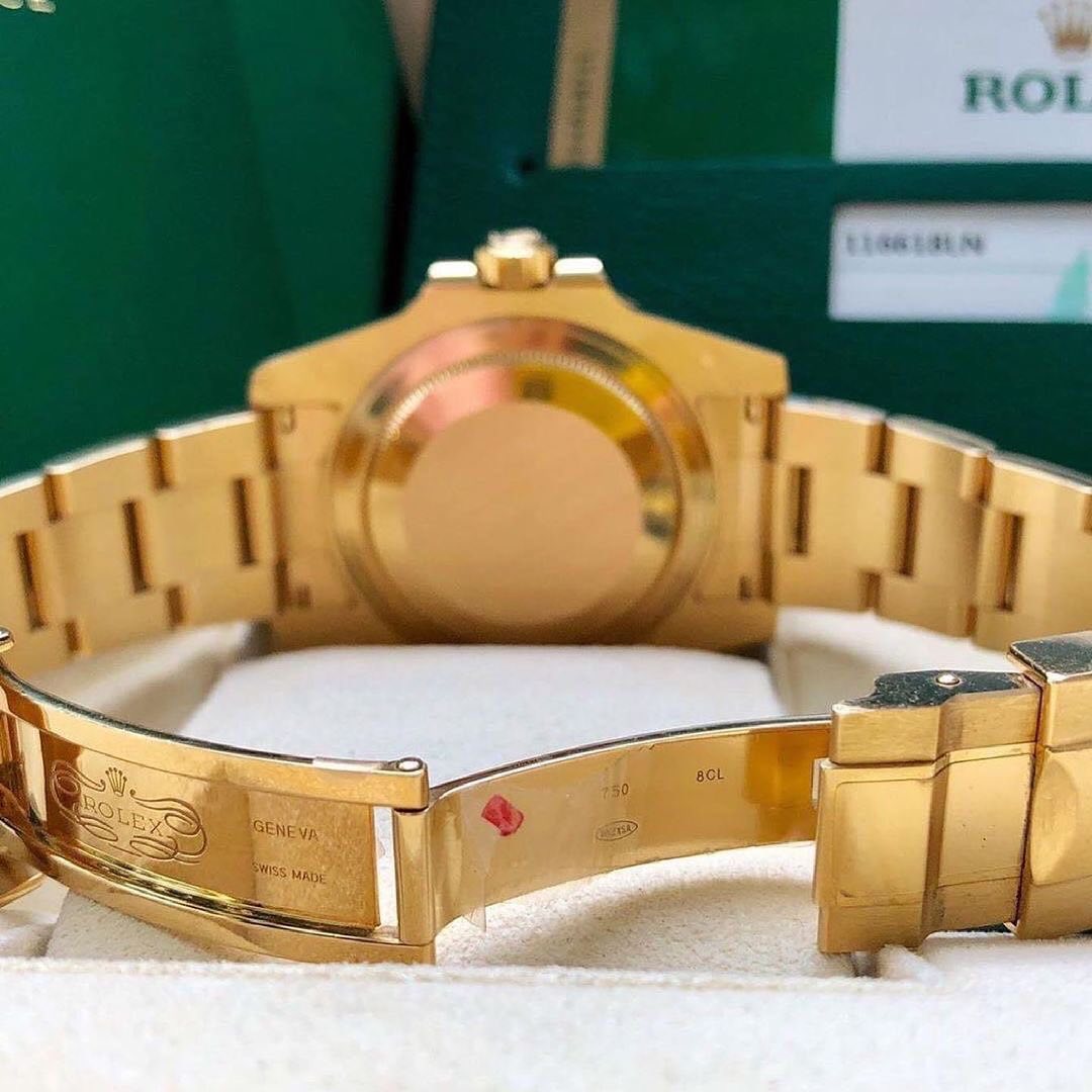 Submariner Date Automatico Oro Giallo Quadrante Nero – Rolex