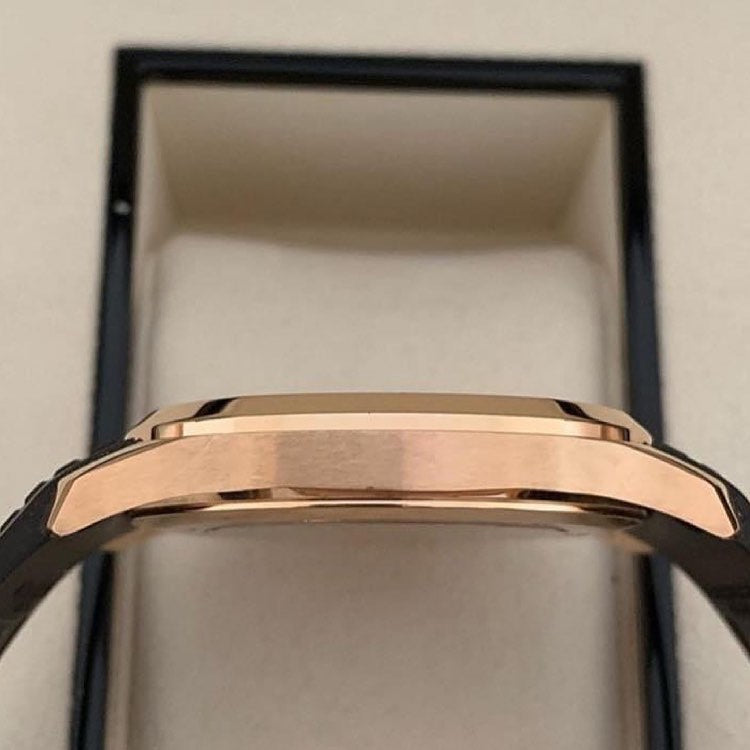 Patek Philippe Aquanaut Oro Rosa Nero – Replica