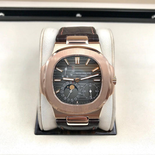 Nautilus Automatico Oro Rosa Complicazioni Quadrante Scuro Pelle – Patek Philippe