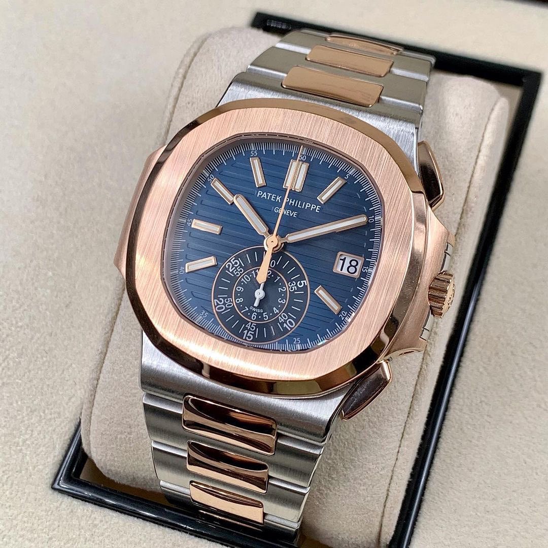 Nautilus Cronografo Automatico Bicolore Acciaio Oro Rosa Quadrante Blu – Patek Philippe