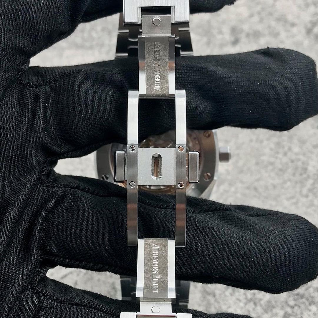 Royal Oak Automatico Acciaio Quadrante Blu Tapisserie – Audemars Piguet