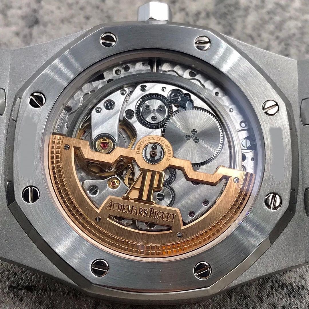 Royal Oak Automatico Acciaio Quadrante Blu Tapisserie – Audemars Piguet