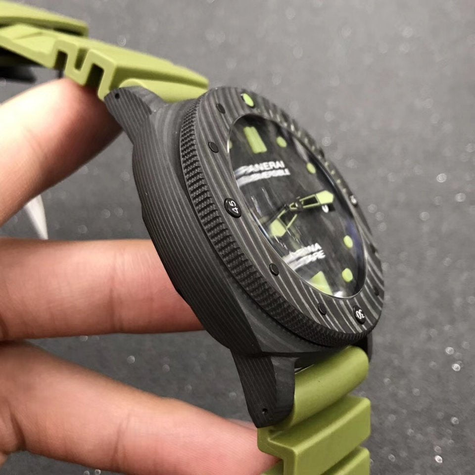 Panerai Submersible Marina Militare Replica – Cassa Nera Carbonio