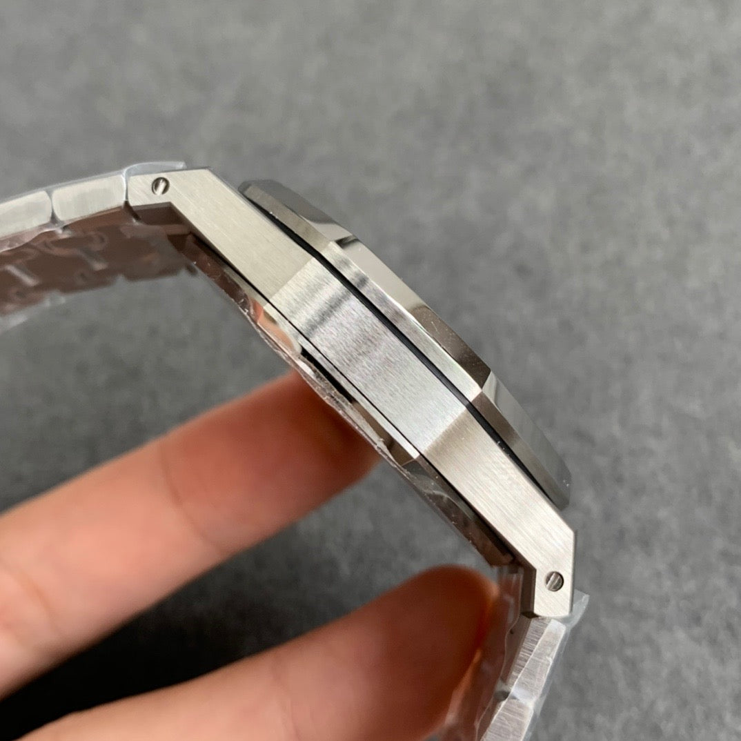 Royal Oak Automatico Acciaio Quadrante Nero Tapisserie – Audemars Piguet