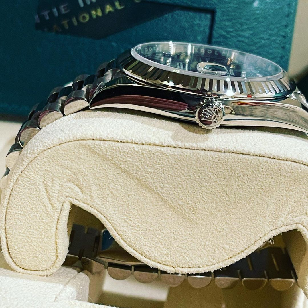 Rolex Day-Date Verde Acciaio con Lunetta Zigrinata | Replica