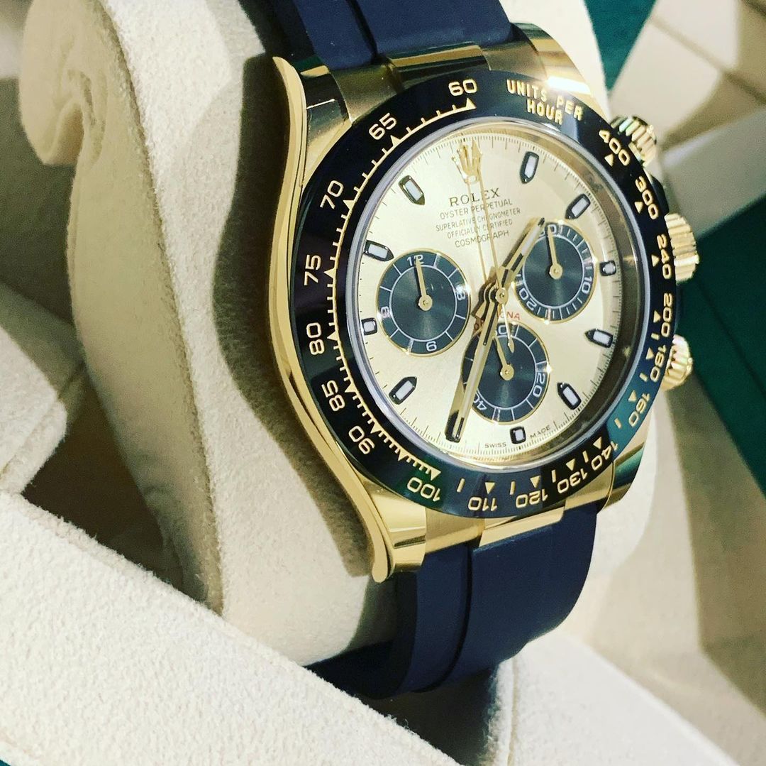 Rolex Daytona Oro Giallo Oysterflex – Quadrante Avorio & Blu | Replica
