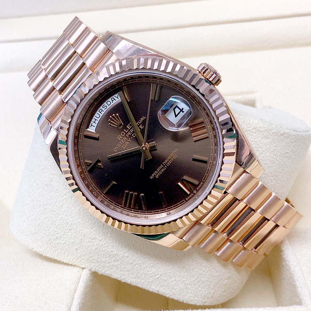 Rolex Day-Date 40 228235 Replica – Oro Rosa Quadrante Chocolate