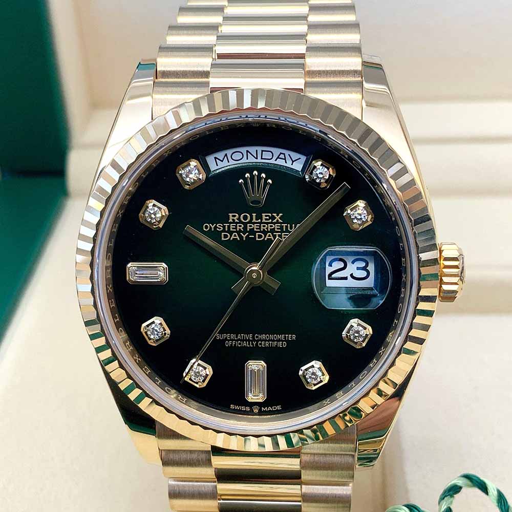 Rolex Day-Date 36 128238 Replica – Oro Giallo Quadrante Verde con Diamanti