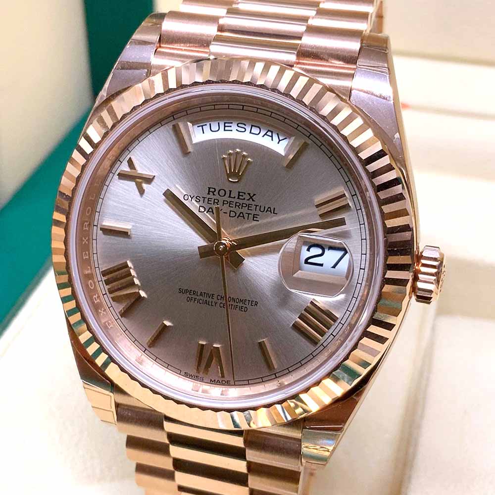 Rolex Day-Date 40 228235 Replica – Oro Rosa Quadrante Silver