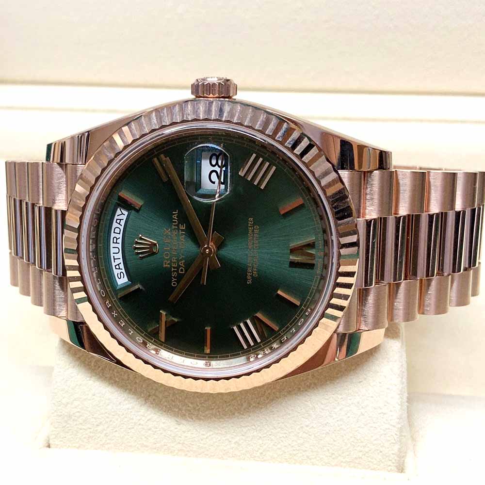 Rolex Day-Date 40 228235 Replica – Oro Rosa Quadrante Verde Oliva