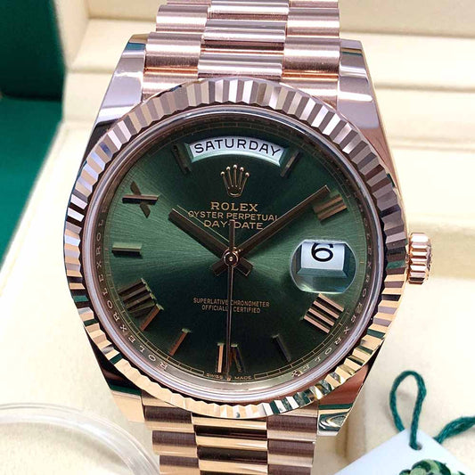 Rolex Day-Date 40 228235 Replica – Oro Rosa Quadrante Verde Oliva