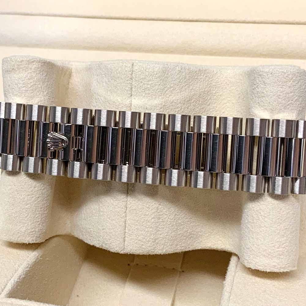 Rolex Day-Date 40 228239 Replica – Oro Bianco Quadrante Grigio