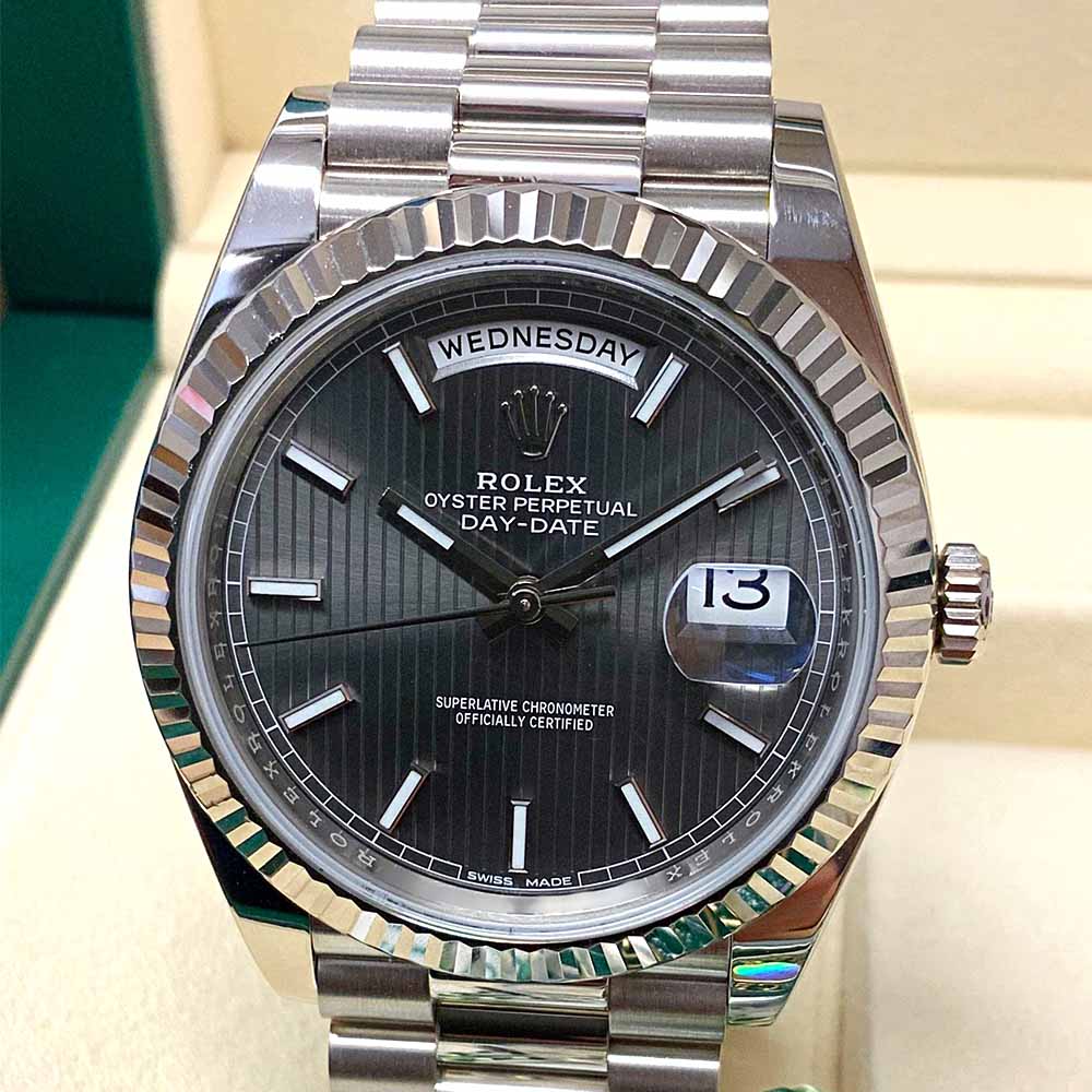 Rolex Day-Date 40 228239 Replica – Oro Bianco Quadrante Grigio