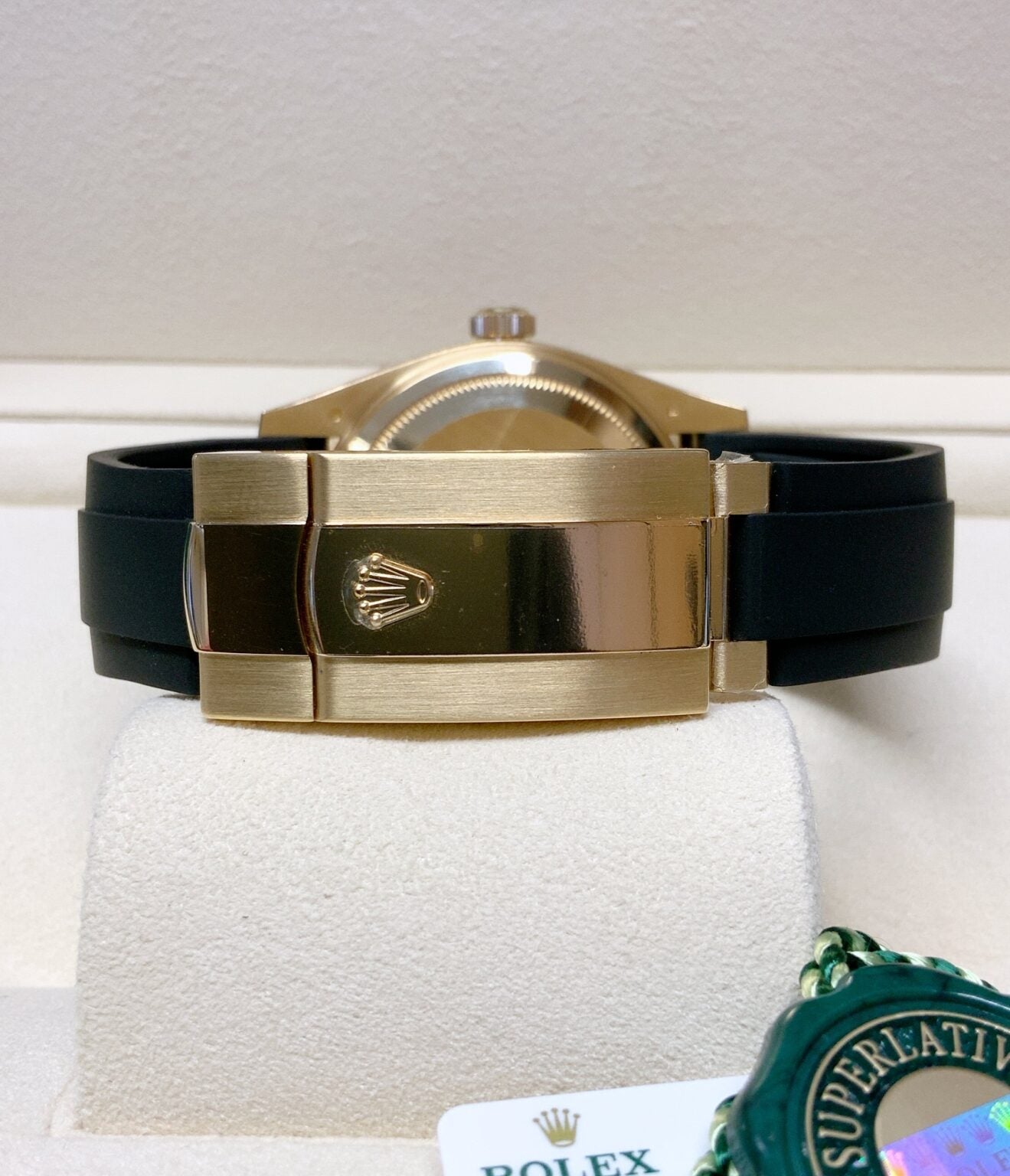 Rolex Sky-Dweller Automatico Oro con Cinturino Oysterflex