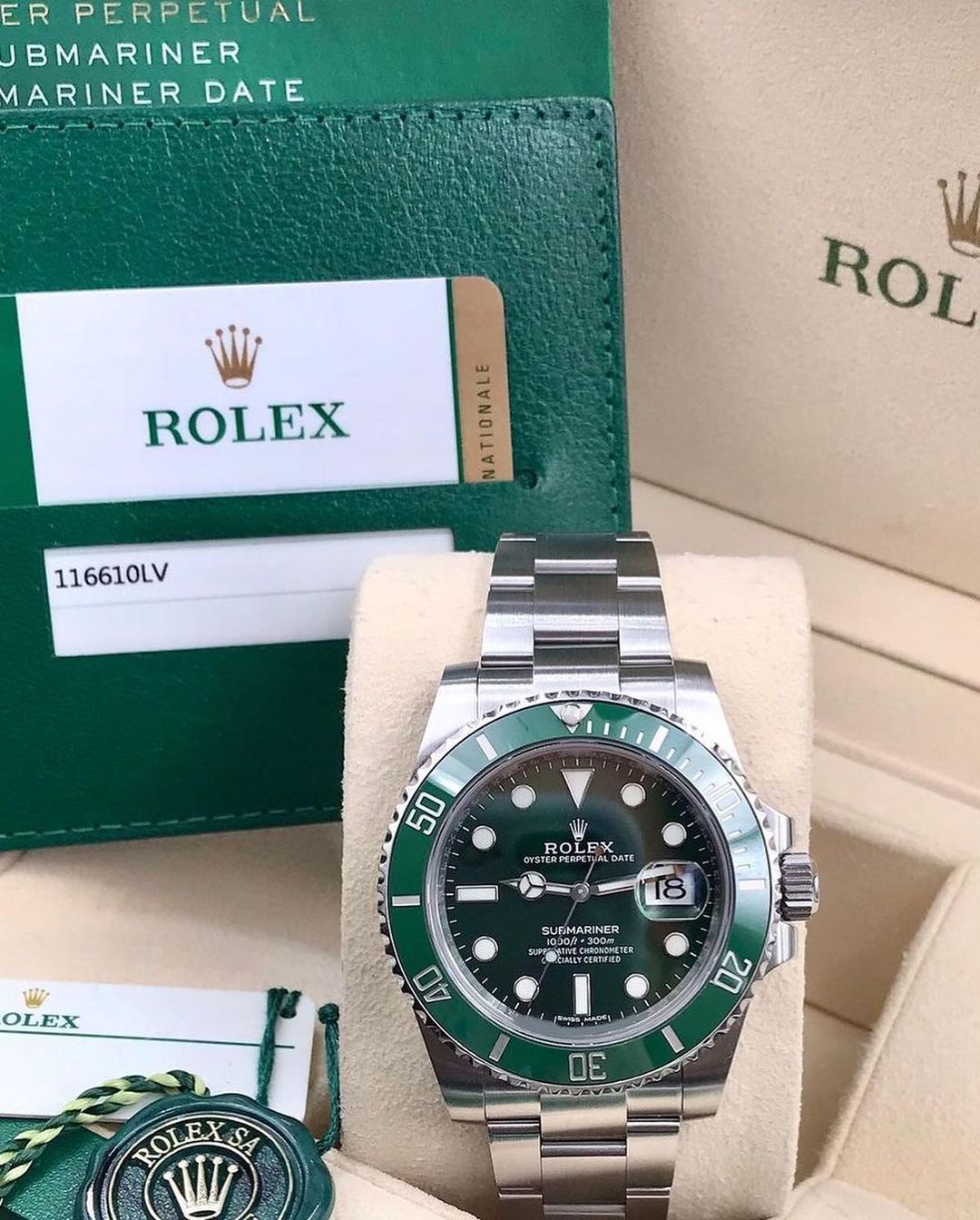 Submariner Date Automatico Acciaio Lunetta Verde Quadrante Verde – Rolex