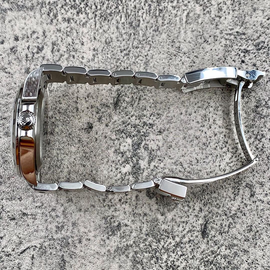 Explorer 2Rolex Explorer II Bianco “Polar” – GMT Lancetta Arancione | Replica