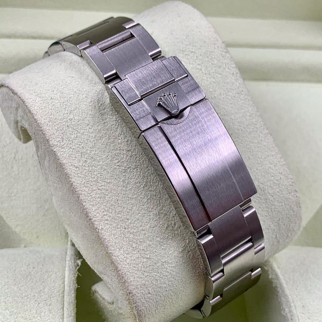 Explorer 2Rolex Explorer II Bianco “Polar” – GMT Lancetta Arancione | Replica